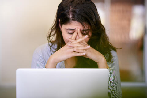 Souffrance au travail, risque de burn-out … à qui en parler ?
