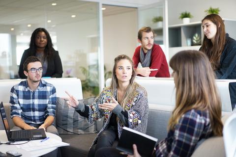 Dépressions et conseils, oui mais pas trop.